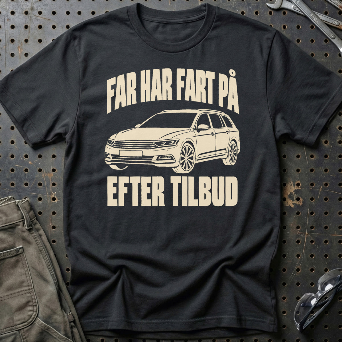 
Volkswagen Passat B8 – Far har fart på efter tilbud – Unisex T-Shirt – Sort