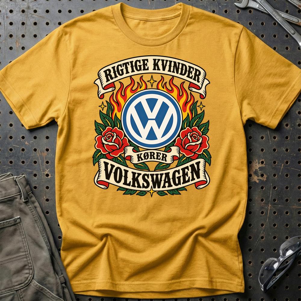 Volkswagen VW Rigtige Kvinder Kører – Roser og Flammer T-Shirt-Beklædning-VW-Guld-S-Garage Culture Shop- garage - man cave - merchandise