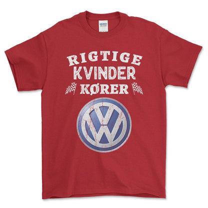 Volkswagen VW Rigtige Kvinder Kører - Unisex T-Shirt , Bomuld-Beklædning-VW-Rød-S-Forside-Garage Culture Shop- garage - man cave - merchandise