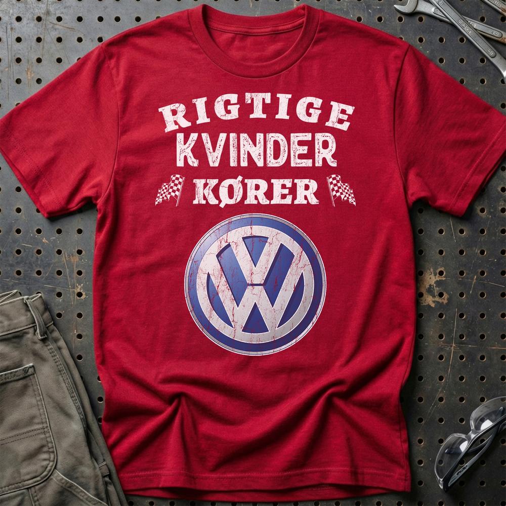 Volkswagen VW Rigtige Kvinder Kører - Unisex T-Shirt , Bomuld-Beklædning-VW-Rød-S-Garage Culture Shop- garage - man cave - merchandise