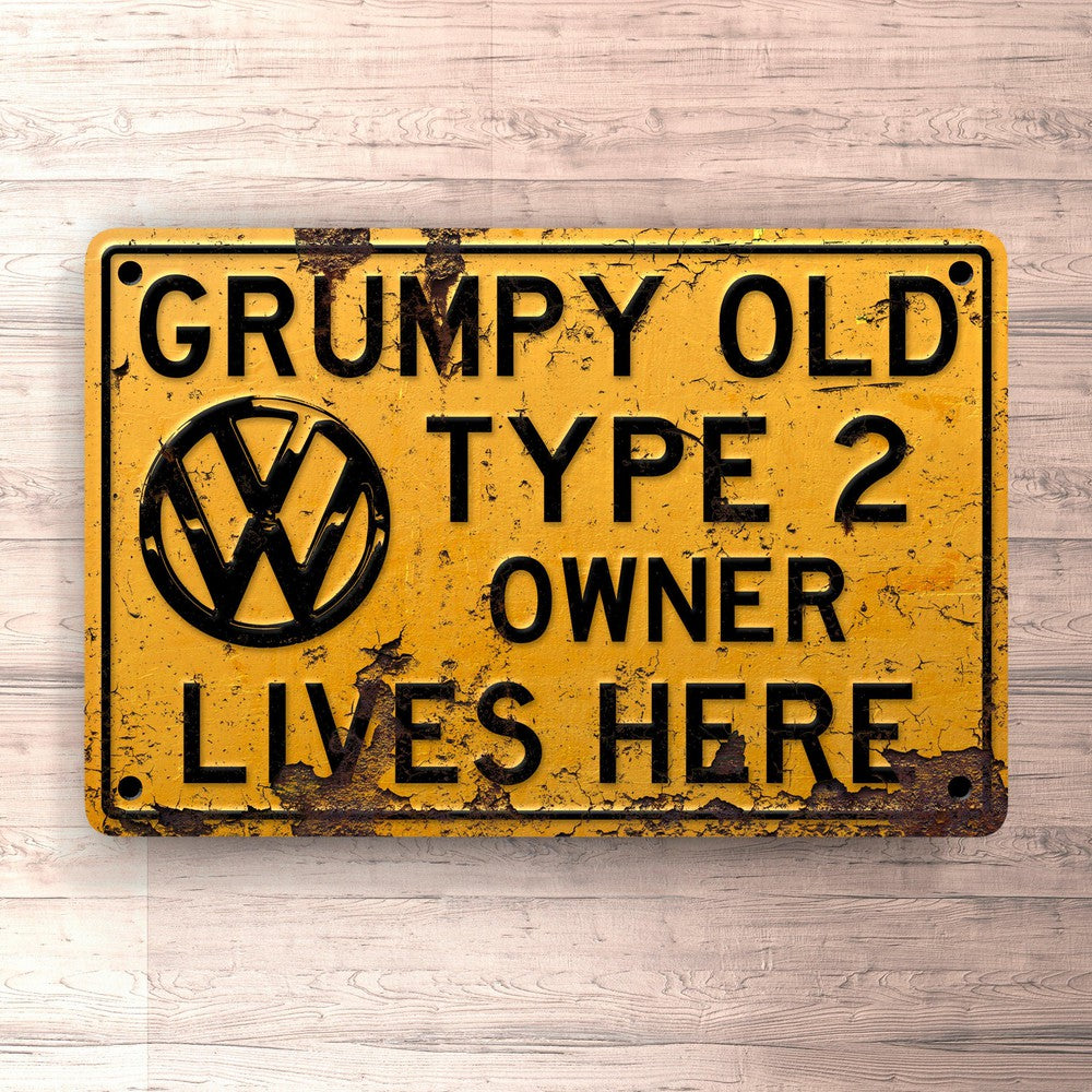 Volkswagen VW Type 2 Grumpy Old VW Type 2 Owner Lives Here Skilte, Musemåtte, Dørmåtte-Skilte-VW-Garage Culture Shop- garage - man cave - merchandise