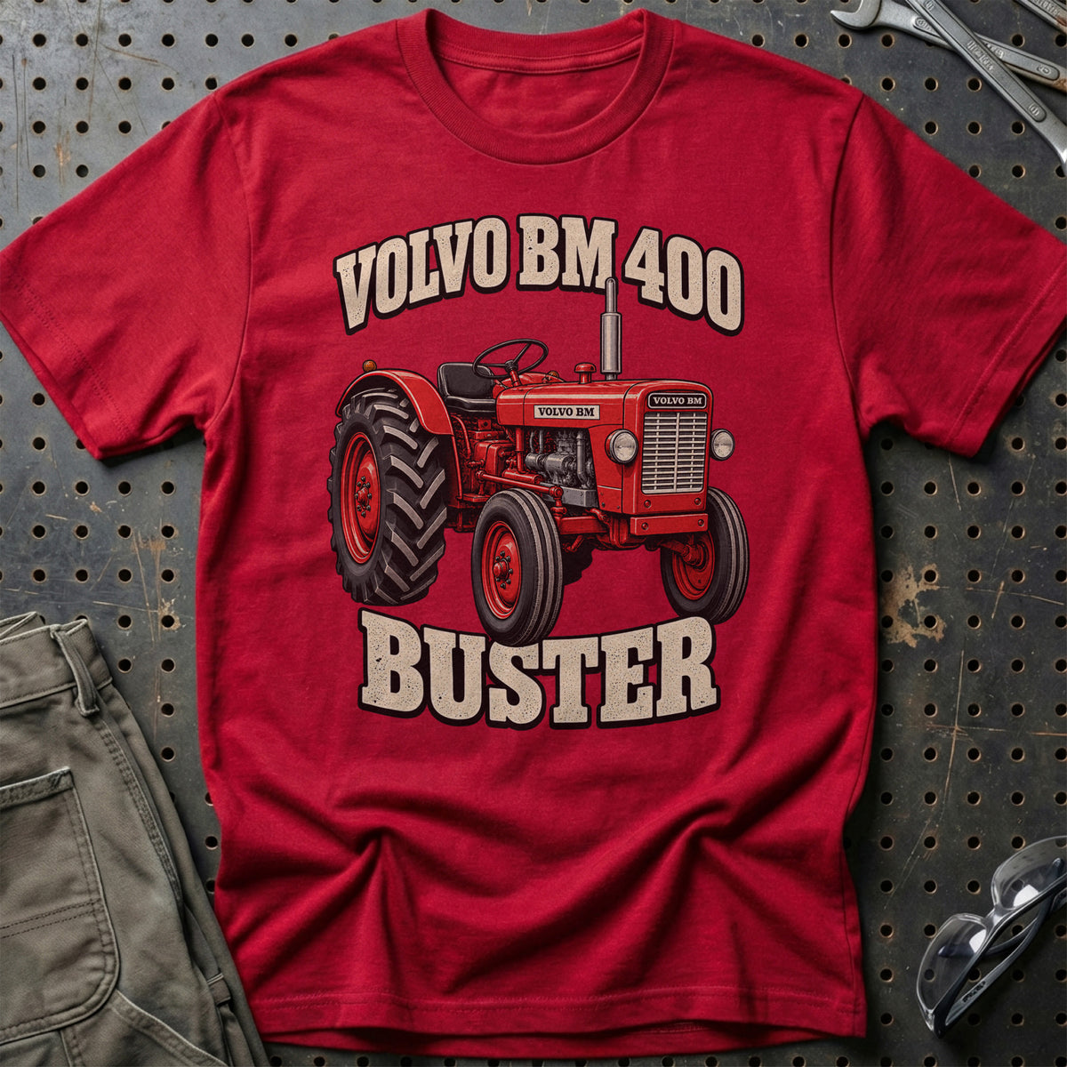 Volvo BM 400 – Buster T-Shirt-Beklædning-Volvo BM-Rød-S-Garage Culture Shop- garage - man cave - merchandise