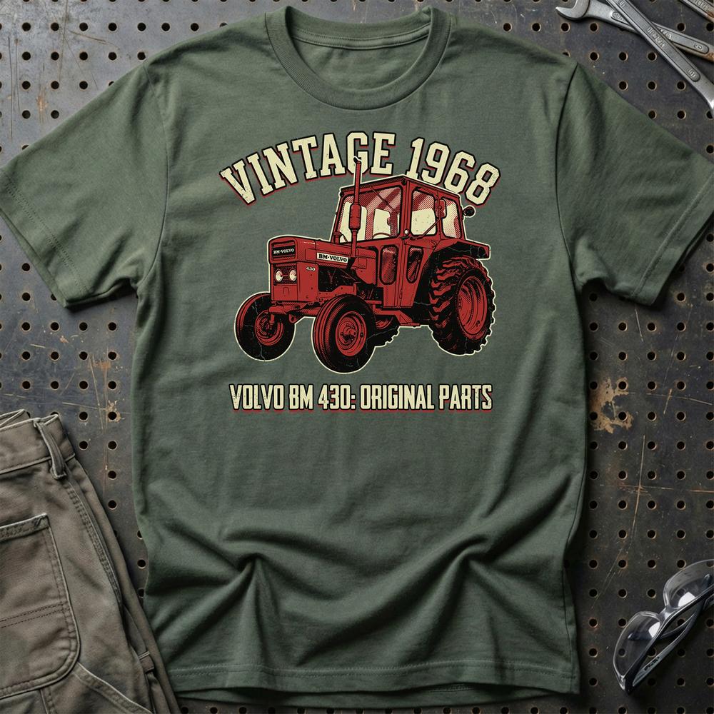 Volvo BM 430 Vintage 1968 T-Shirt-Beklædning-Volvo BM-Grøn Militær-S-Garage Culture Shop- garage - man cave - merchandise