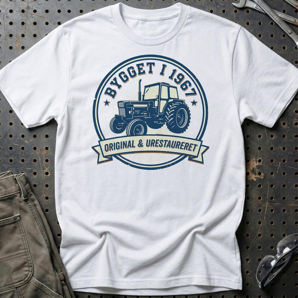 Volvo BM 800 1967 T-Shirt - Original & Urestaureret T-Shirt-Beklædning-Volvo BM-Hvid-S-Garage Culture Shop- garage - man cave - merchandise