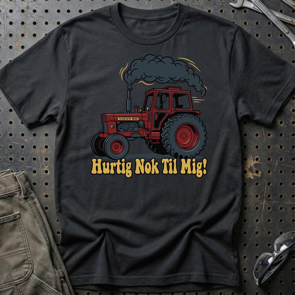 Volvo BM 800 T-Shirt - Hurtig Nok Til Mig T-Shirt-Beklædning-Volvo BM-Sort-S-Garage Culture Shop- garage - man cave - merchandise