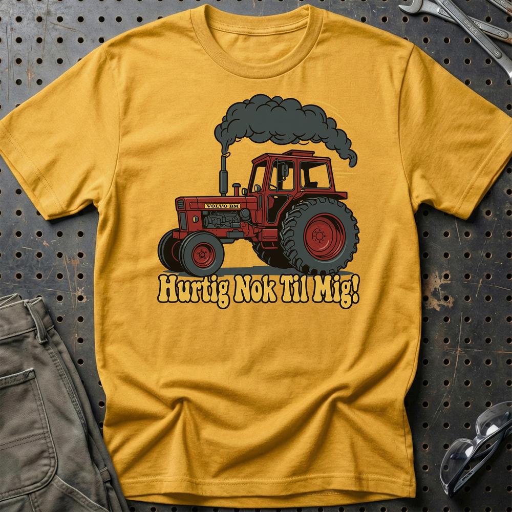 Volvo BM 800 T-Shirt - Hurtig Nok Til Mig T-Shirt-Beklædning-Volvo BM-Guld-S-Garage Culture Shop- garage - man cave - merchandise