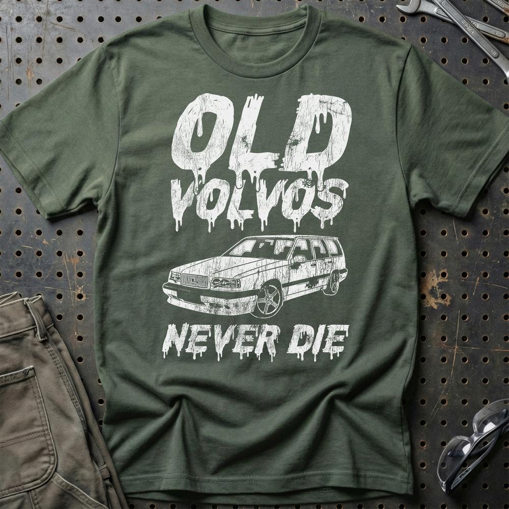Volvo Old Volvos Never Die Volvo 850 Unisex T-Shirt , Bomuld-Beklædning-Volvo-Grøn Militær-S-Garage Culture Shop- garage - man cave - merchandise