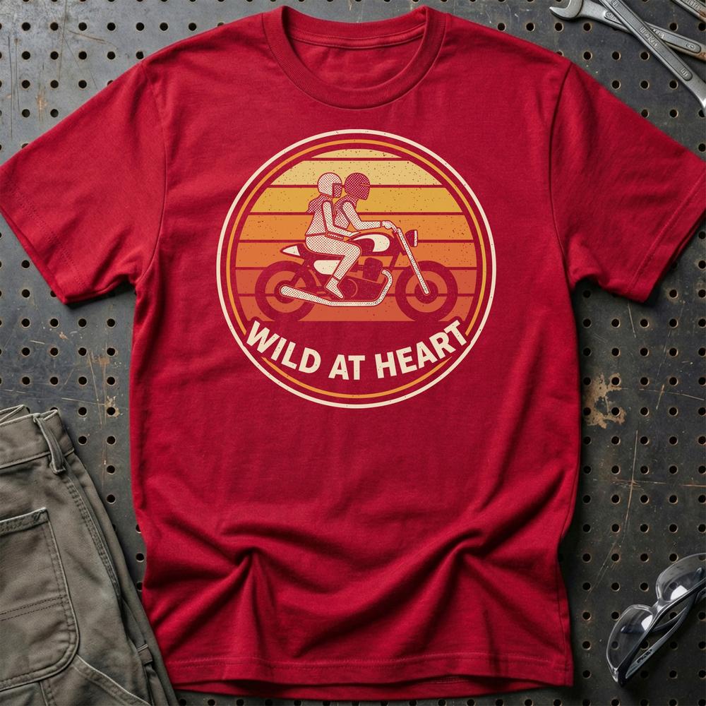 Wild At Heart – Unisex T-Shirt , Bomuld-Beklædning-Garage Culture-Rød-S-Garage Culture Shop- garage - man cave - merchandise