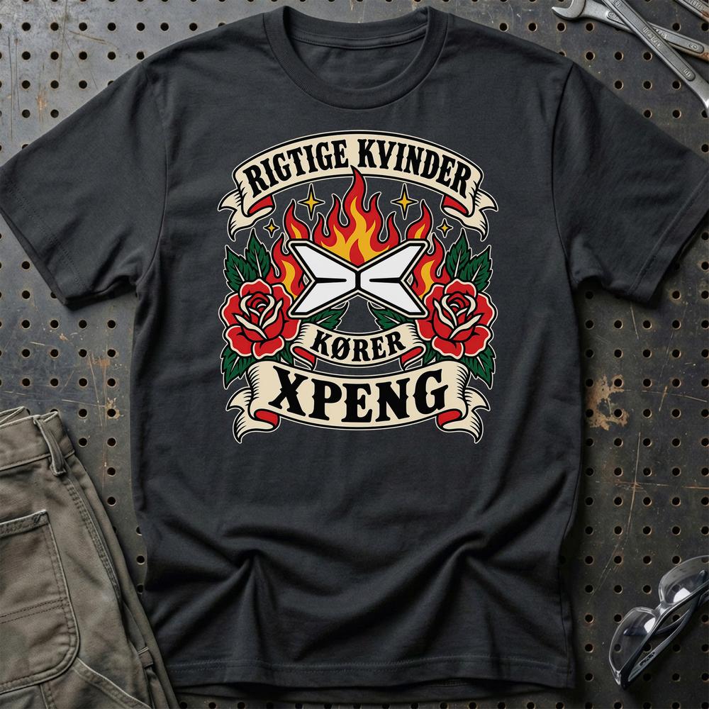 
Produktbillede af XPeng Rigtige Kvinder Kører – Roser og Flammer T-Shirt