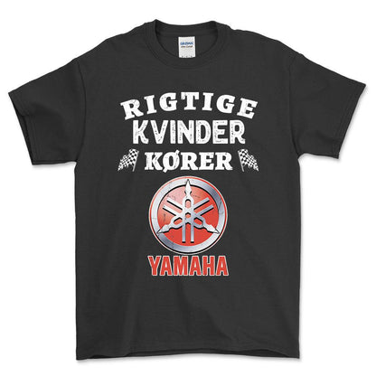 Yamaha Rigtige Kvinder Kører - Unisex T-Shirt , Bomuld-Beklædning-Yamaha-Sort-S-Forside-Garage Culture Shop- garage - man cave - merchandise
