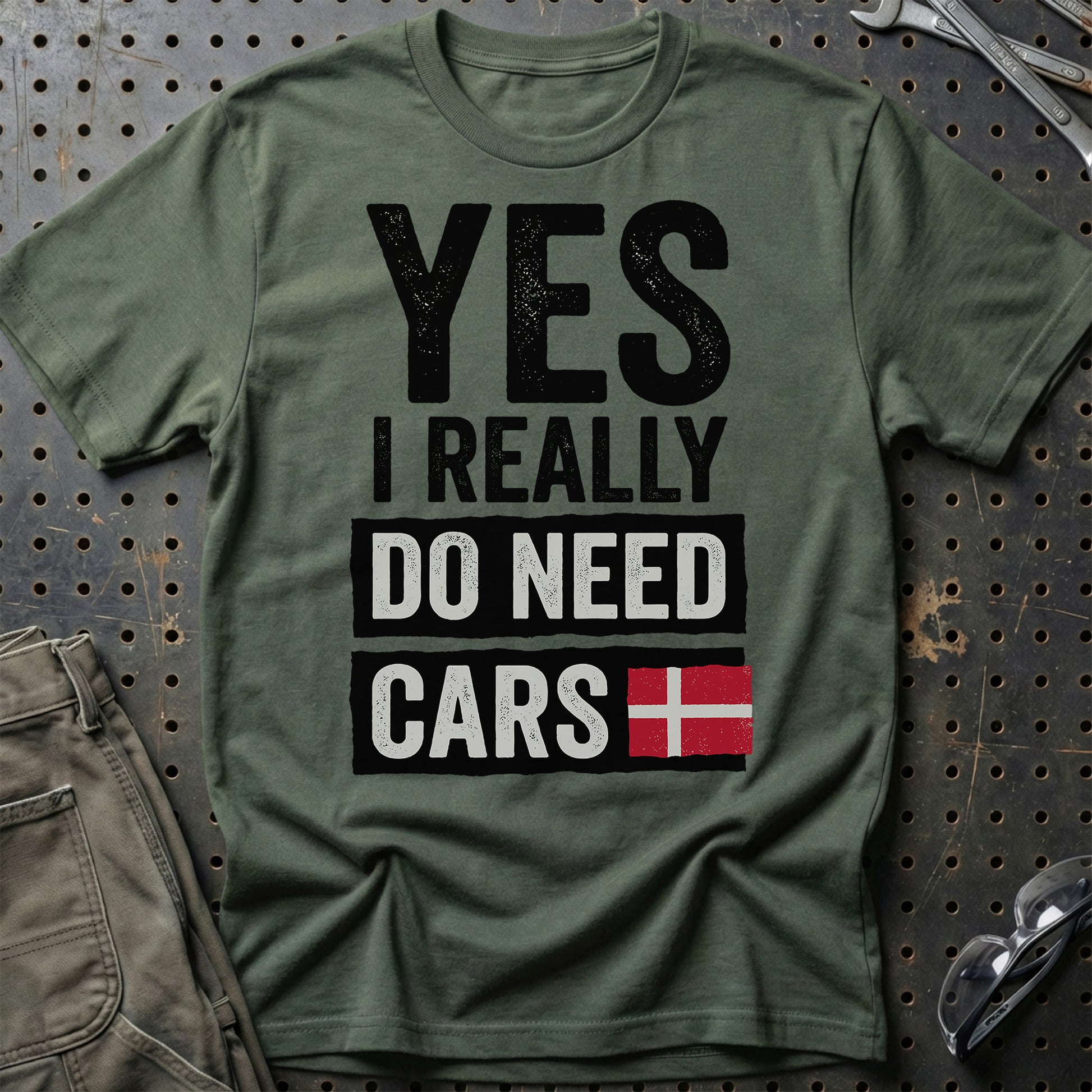 Yes I Really Need Cars – Automotive Lifestyle - Unisex T-Shirt , Bomuld-Beklædning-Garage Culture-Grøn Militær-S-Garage Culture Shop- garage - man cave - merchandise