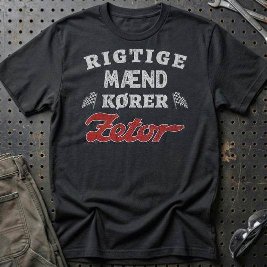 Zetor Rigtige Mænd Kører - Unisex T-Shirt , Bomuld-Beklædning-Zetor-Sort-S-Garage Culture Shop- garage - man cave - merchandise