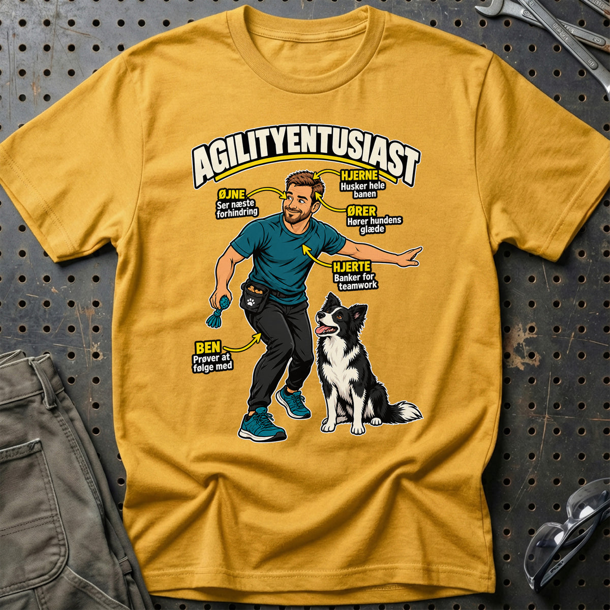 
Agilityentusiast – Anatomi – Mand – Unisex T-Shirt – Guld