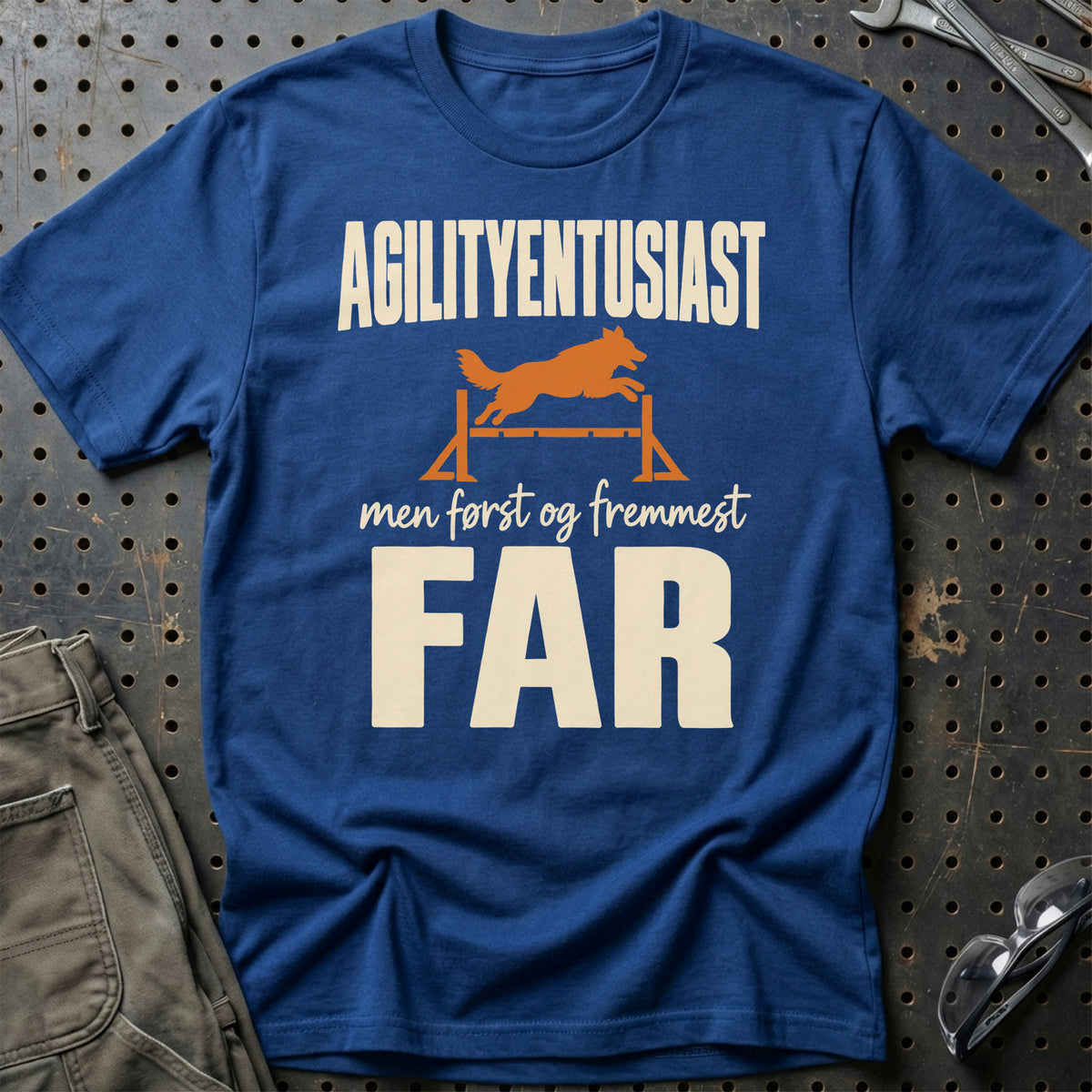 
Agilityentusiast – Men først og fremmest far – Unisex T-Shirt – Blå Royal