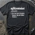 
Agilityentusiast – Ordbog – Unisex T-Shirt – Sort