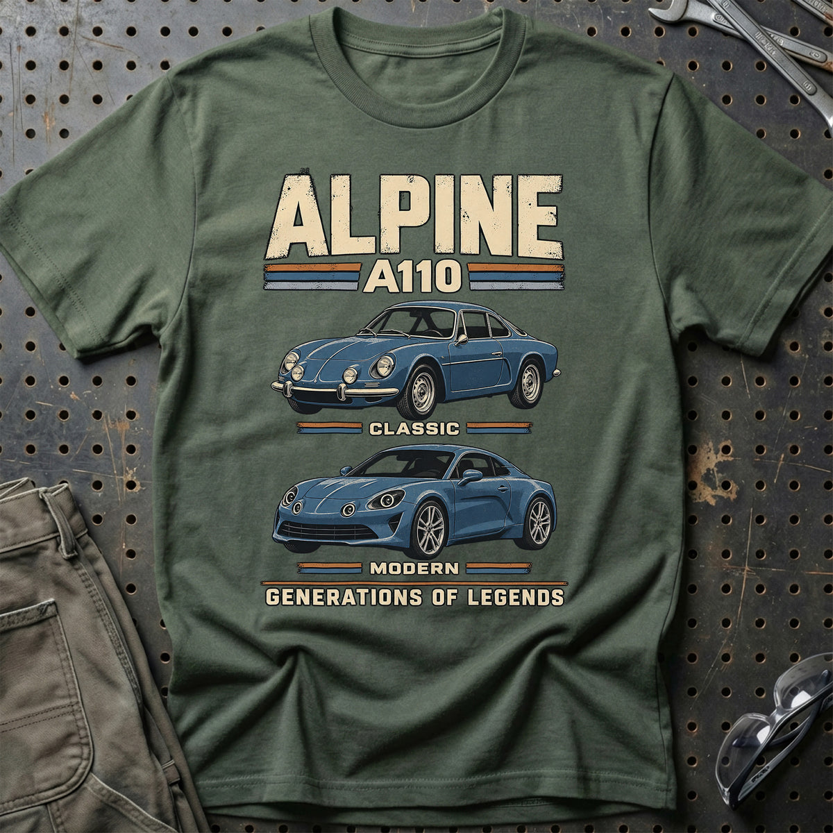 
Alpine A110 – Generations of Legends T-Shirt – Grøn Militær