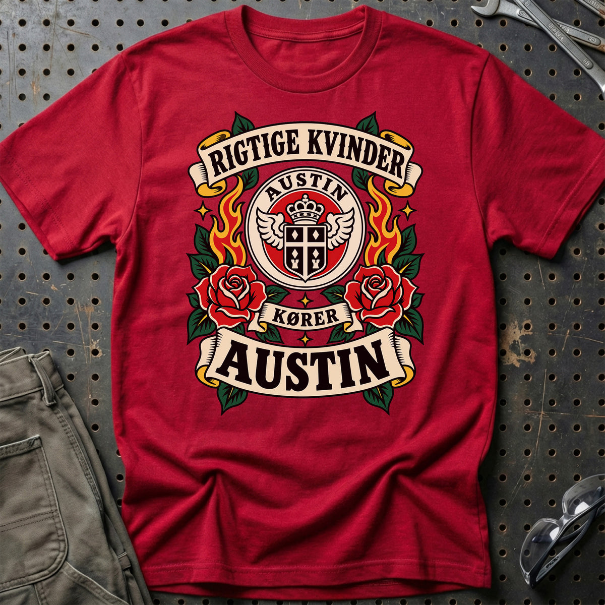 Austin Rigtige Kvinder Kører – Roser og Flammer T-Shirt – Rød