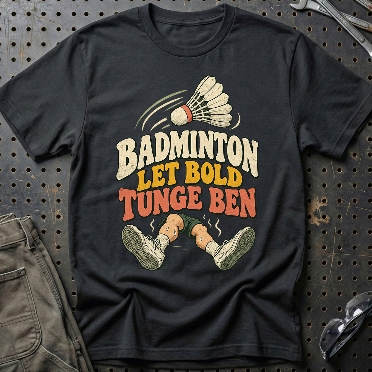 
Badmintonspiller – Badminton let bold tunge ben – Unisex T-Shirt med tryk foran, farve: Sort