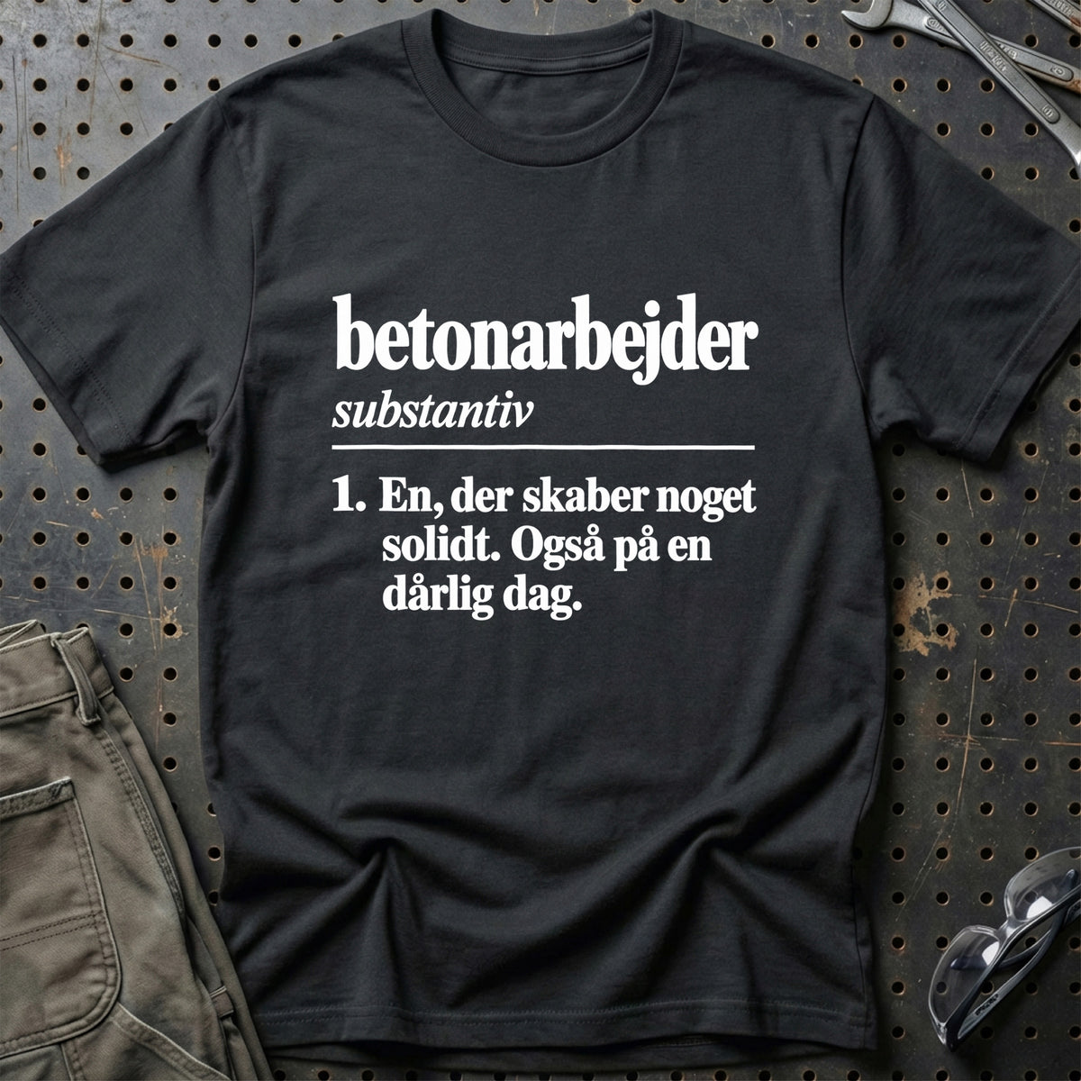 
Betonarbejder – Definition T-Shirt – Sort