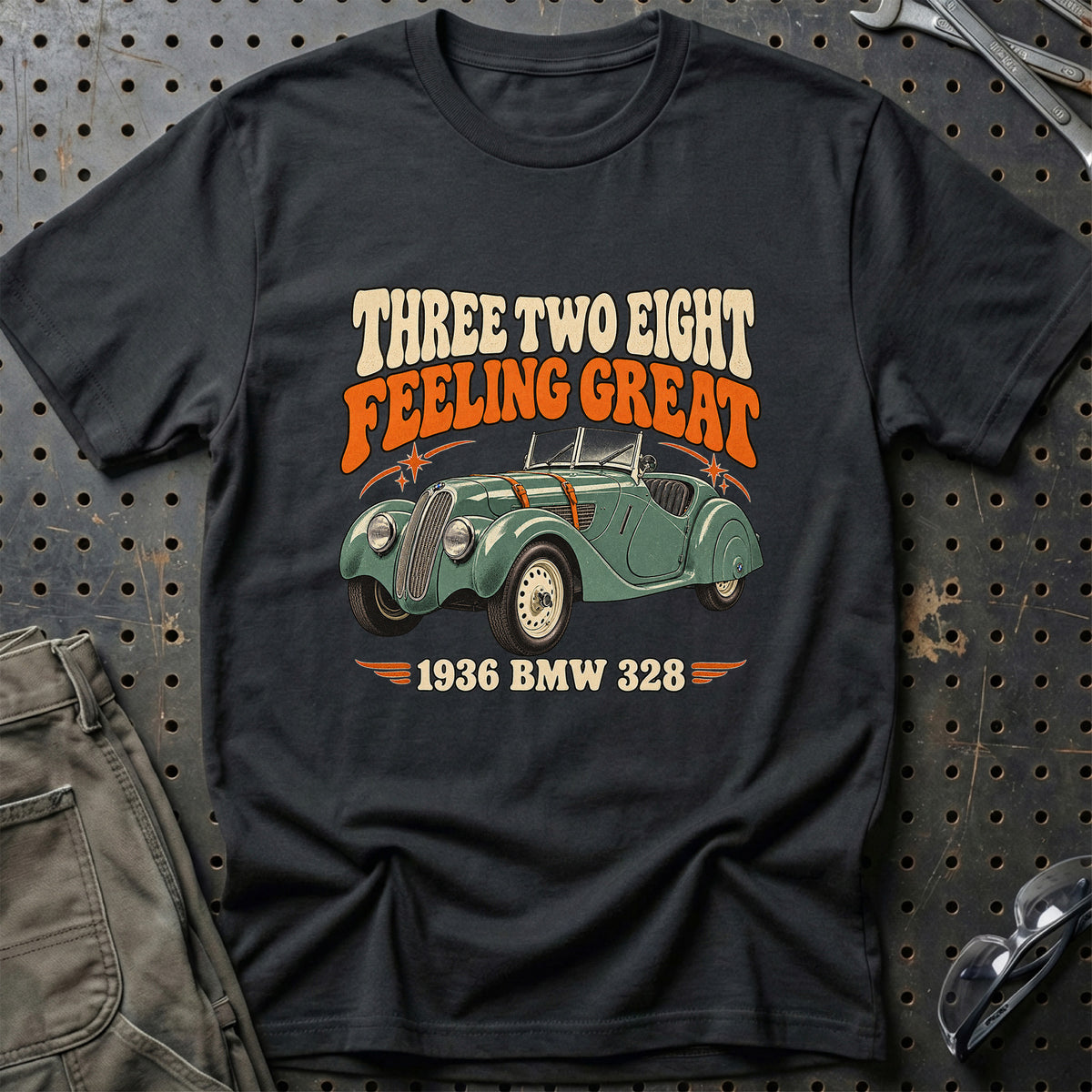
BMW 328 1936 – Three Two Eight Feeling Great T-Shirt – Sort