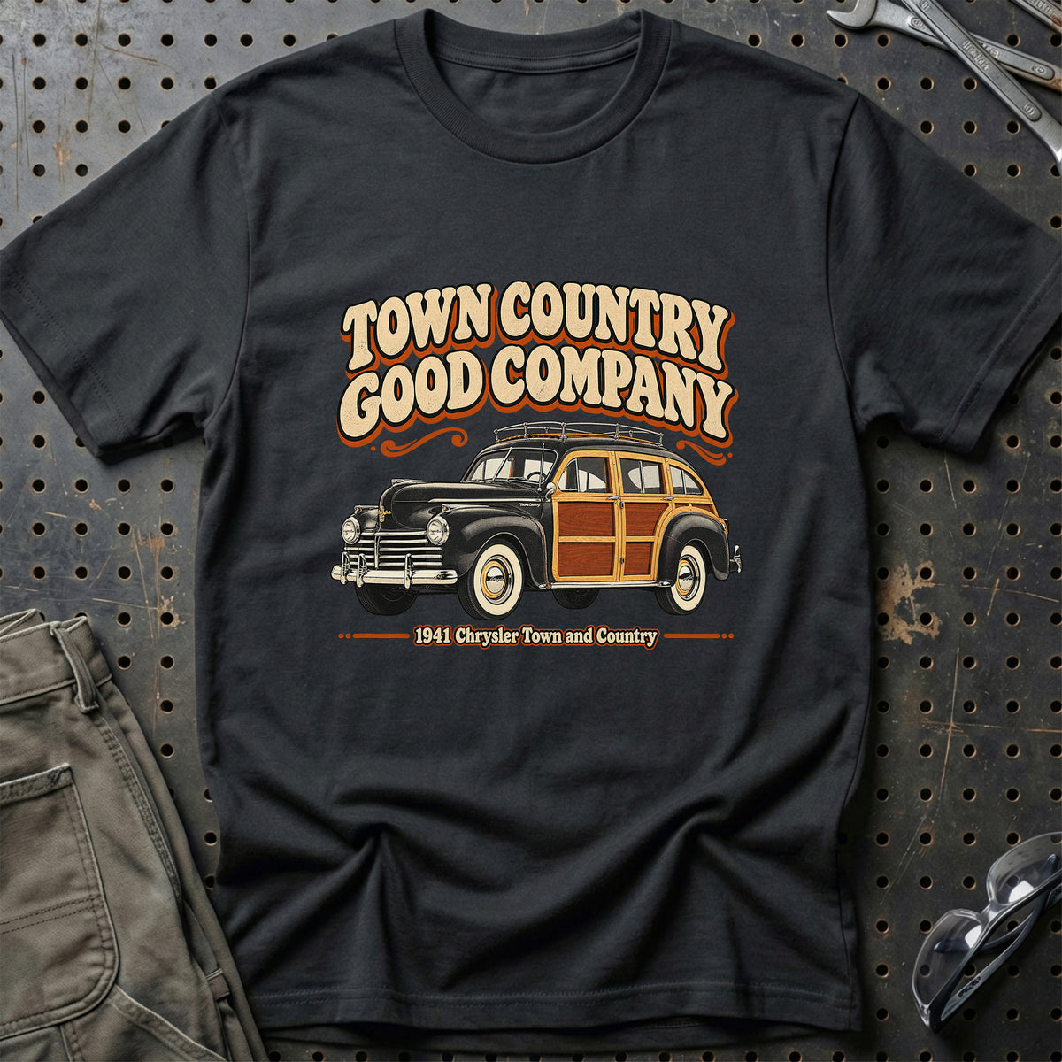 
Chrysler Town and Country 1941 – Town Country Good Company T-Shirt – Sort