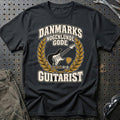 
Danmarks nogenlunde gode guitarist – Unisex T-Shirt – Sort
