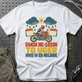
Dansk MC-sæson to uger hvis vi er heldige – Retro – Unisex T-Shirt – Hvid
