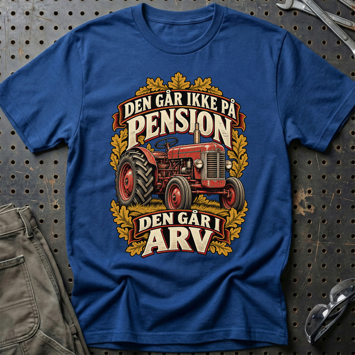 
Den går ikke på pension den går i arv – Illustration – Unisex T-Shirt – Blå Royal