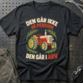 
Den går ikke på pension den går i arv – Retro – Unisex T-Shirt – Sort