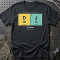 
DJ – DJ-ium – Unisex T-Shirt med tryk foran, farve: Sort