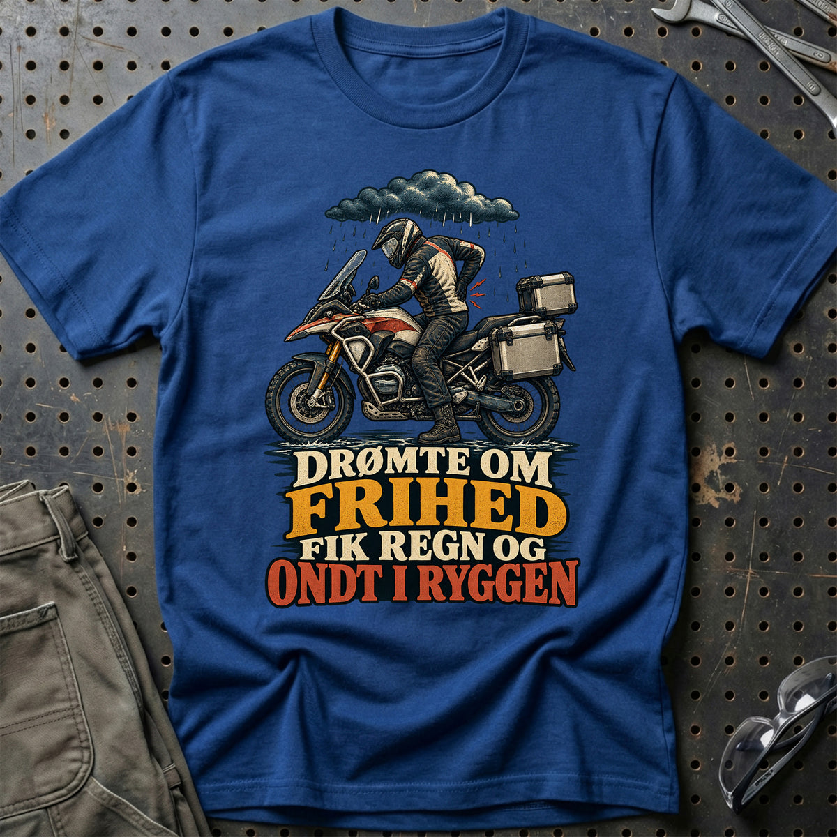 
Drømte om frihed fik regn og ondt i ryggen – Illustration – Unisex T-Shirt – Blå Royal