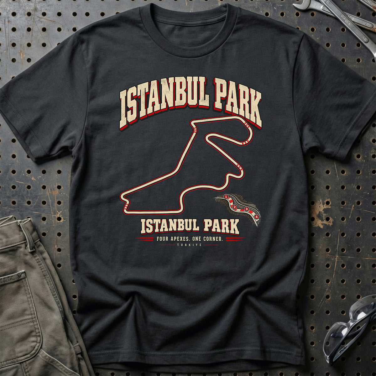 
Formula 1 Istanbul Park – Four Apexes. One Corner. Unisex T-Shirt – Sort