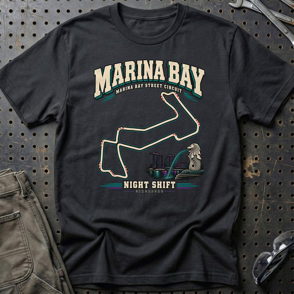 
Formula 1 Marina Bay – Night Shift Unisex T-Shirt – Sort