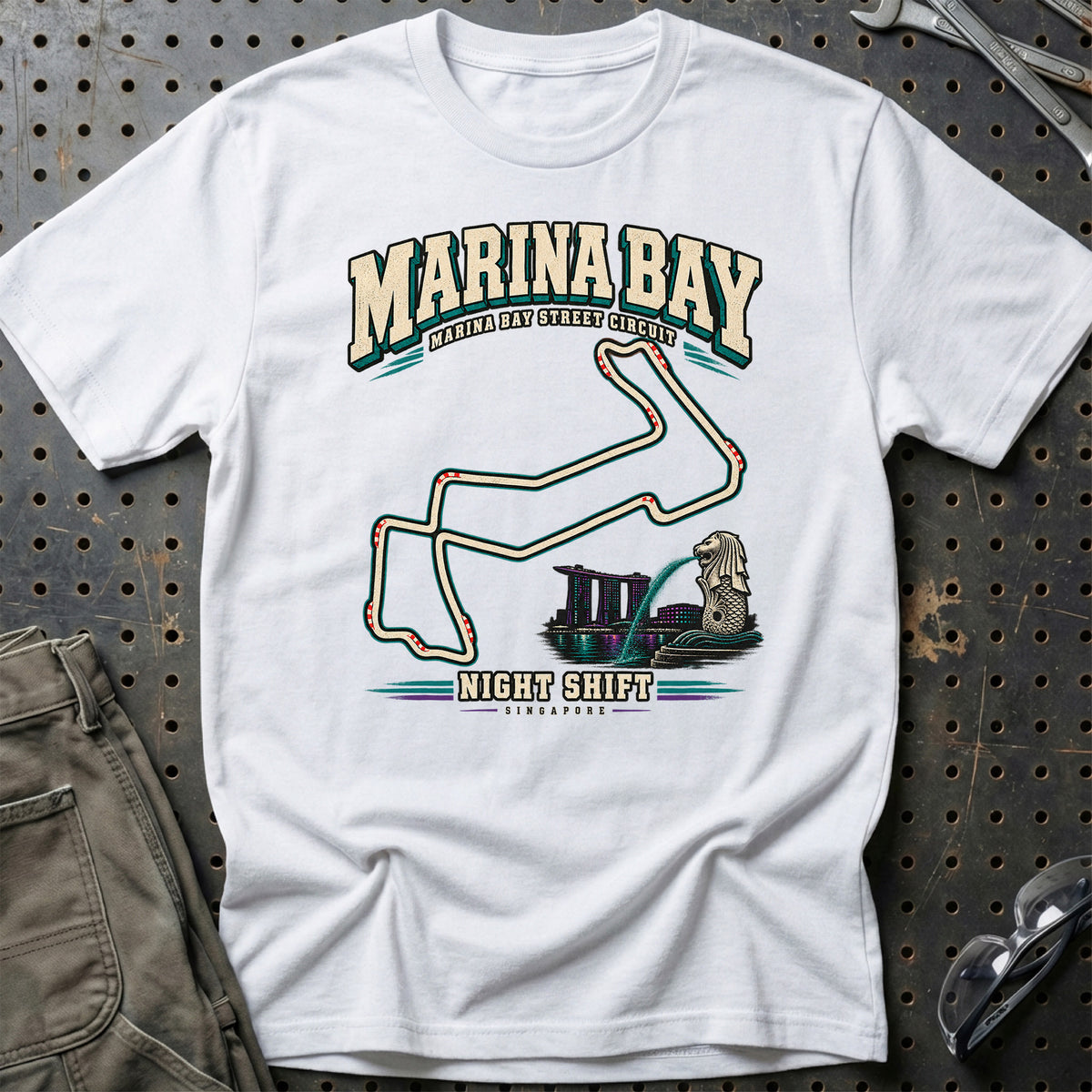 
Formula 1 Marina Bay – Night Shift Unisex T-Shirt – Hvid