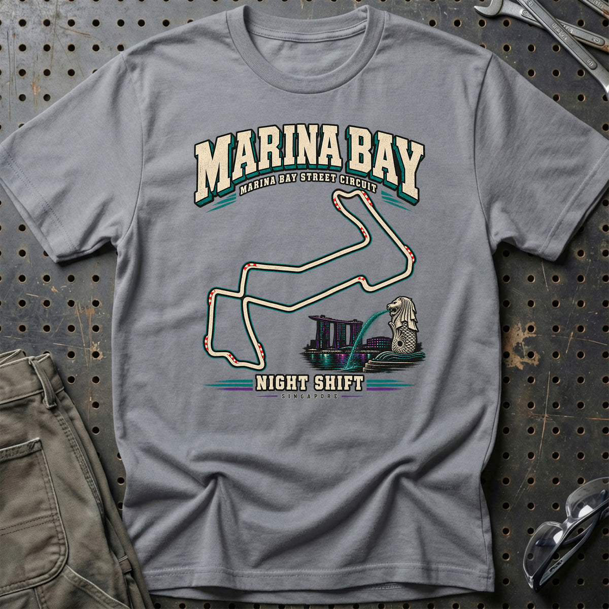 
Formula 1 Marina Bay – Night Shift Unisex T-Shirt – Grå Sport