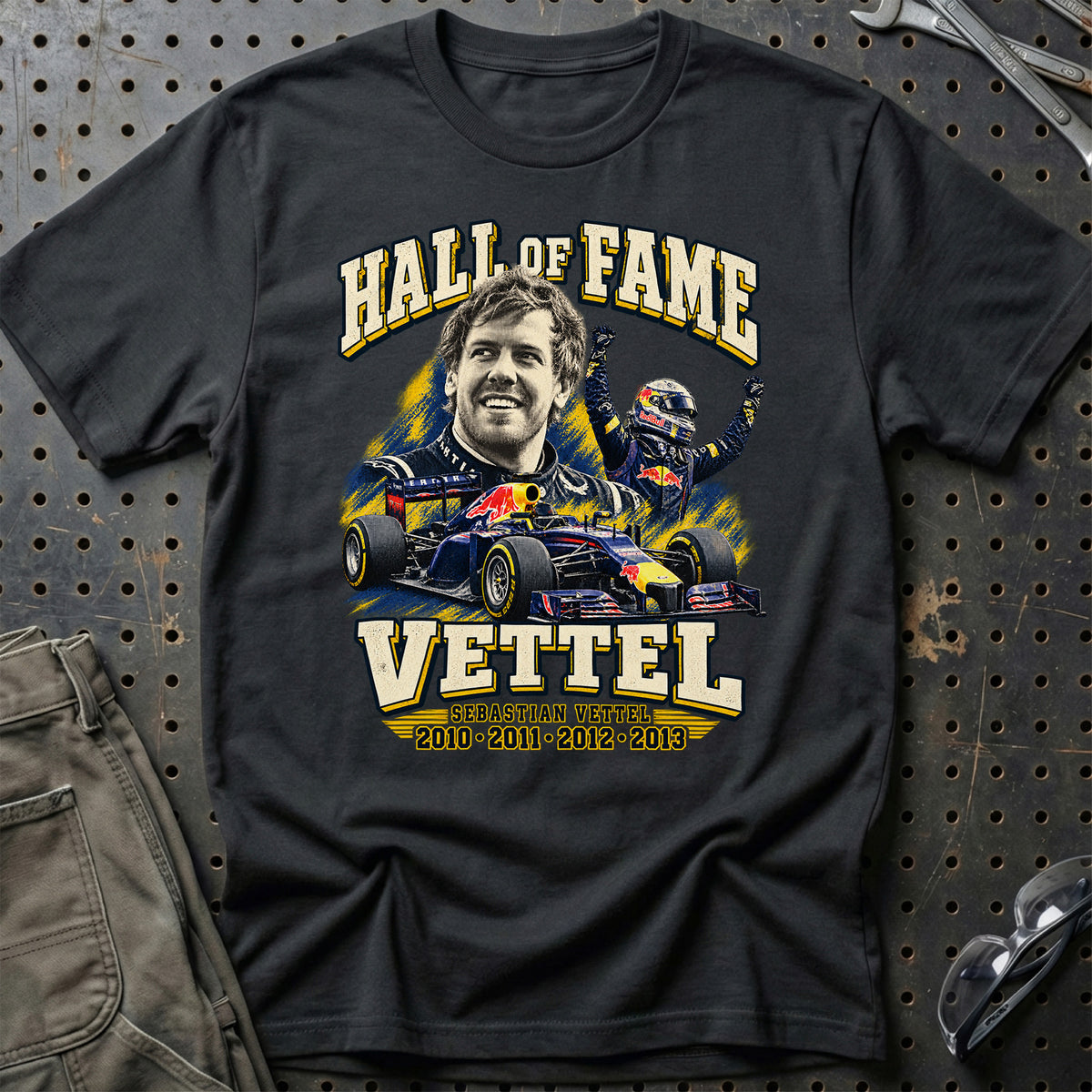 
Formula 1 Sebastian Vettel – Hall of Fame Unisex T-Shirt – Sort