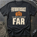 
Fotoentusiast – Men først og fremmest far – Unisex T-Shirt – Sort