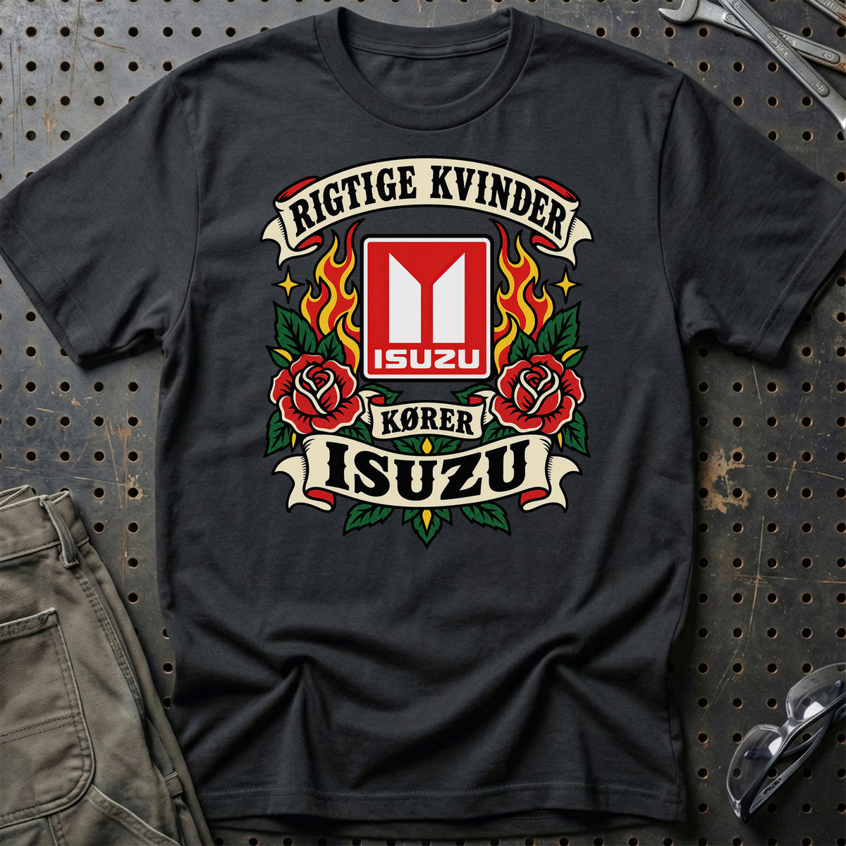 Isuzu Rigtige Kvinder Kører – Roser og Flammer T-Shirt – Sort