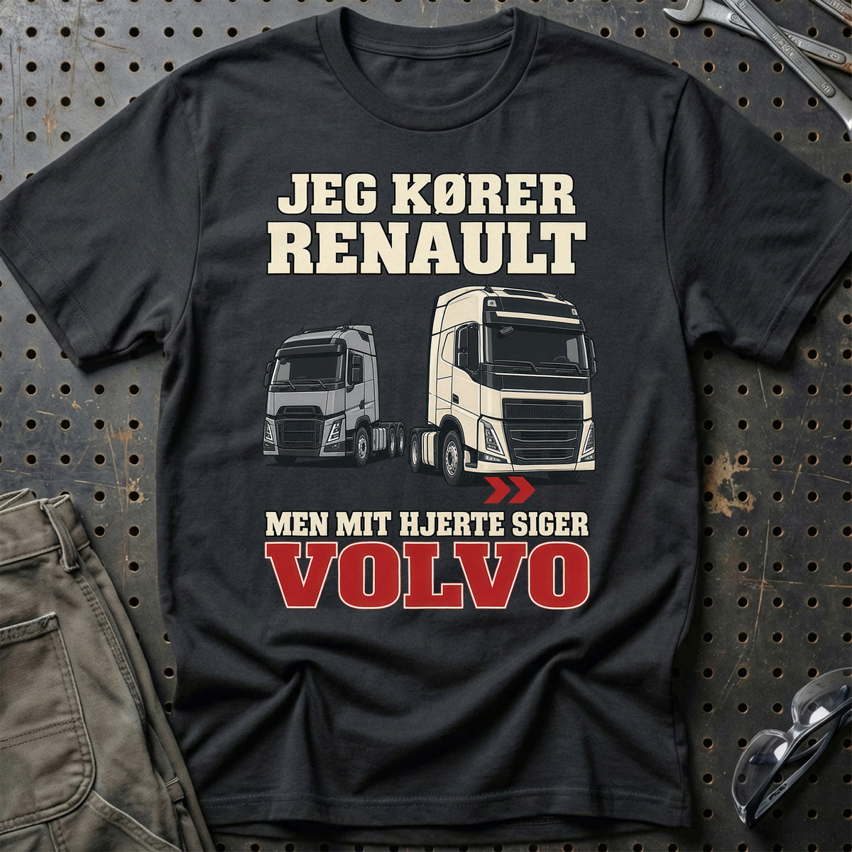 Jeg Kører Renault – Men Mit Hjerte Siger Volvo T-Shirt – Sort
