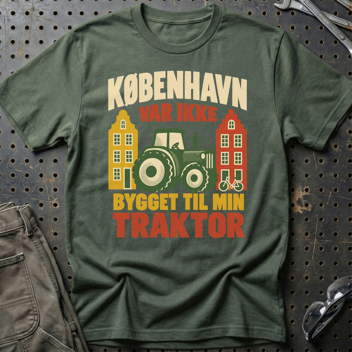 
København var ikke bygget til min traktor – Retro – Unisex T-Shirt – Grøn Militær