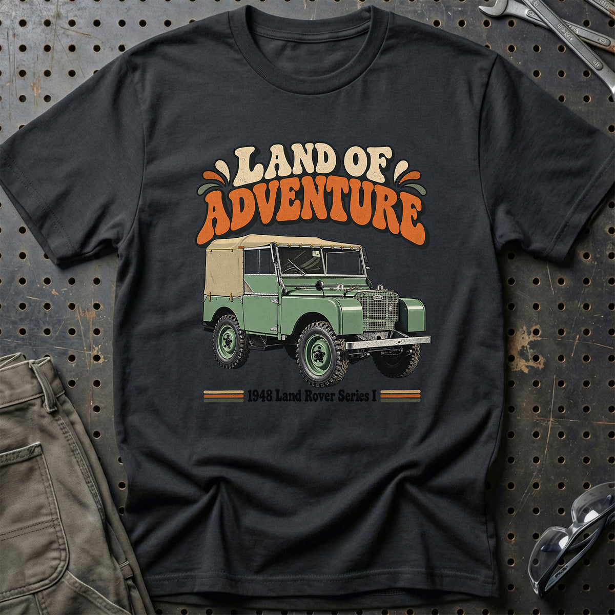 
Land Rover Series I 1948 – Land of Adventure T-Shirt – Sort