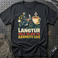 
Langtur hele vejen til nærmeste café – Retro – Unisex T-Shirt – Sort