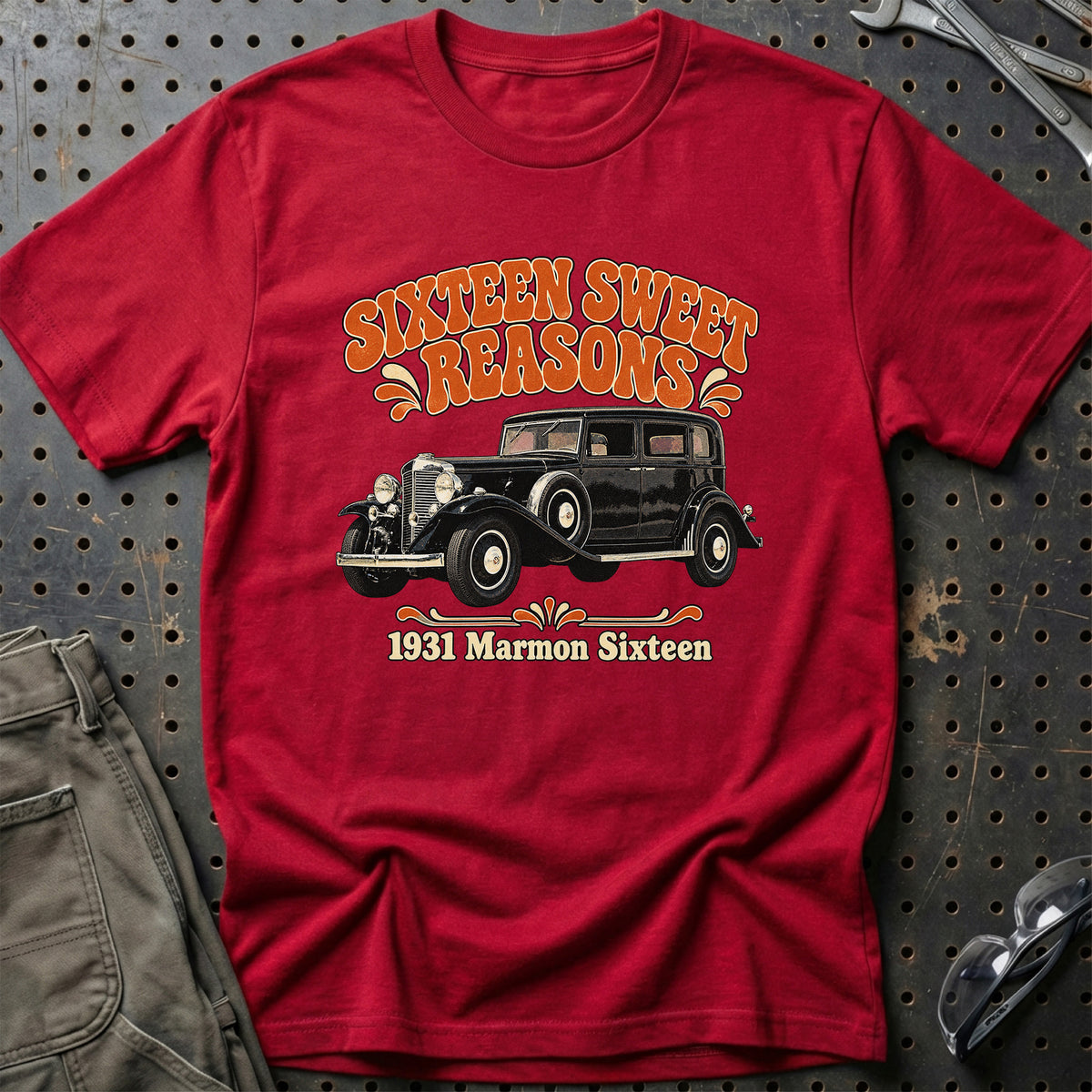 
Marmon Sixteen 1931 – Sixteen Sweet Reasons T-Shirt – Rød