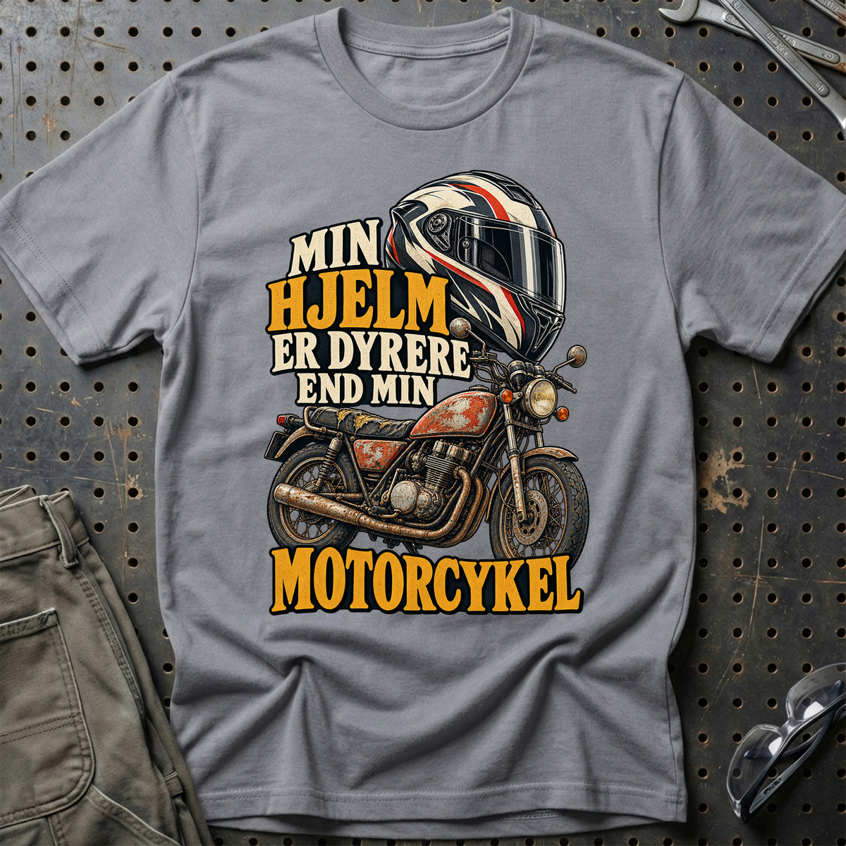 
Min hjelm er dyrere end min motorcykel – Illustration – Unisex T-Shirt – Grå Sport