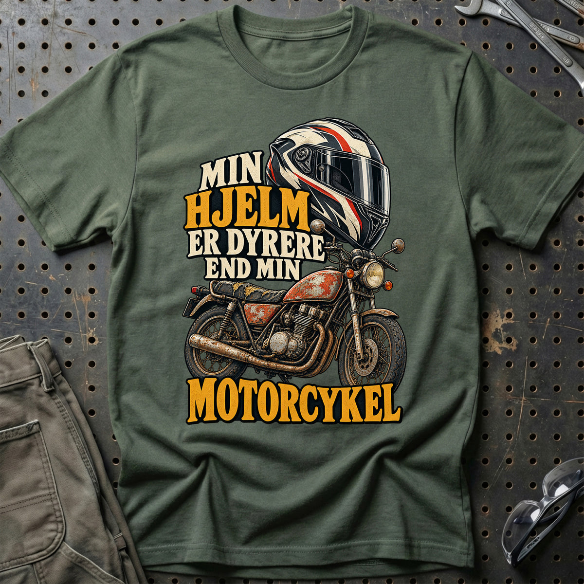 
Min hjelm er dyrere end min motorcykel – Illustration – Unisex T-Shirt – Grøn Militær