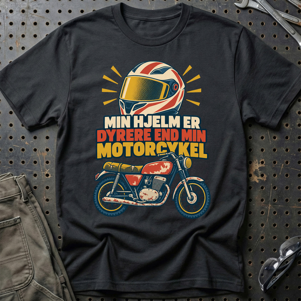 
Min hjelm er dyrere end min motorcykel – Retro – Unisex T-Shirt – Sort
