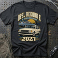 
Opel Rekord E – 50 Years Anniversary 2027 T-Shirt – Sort