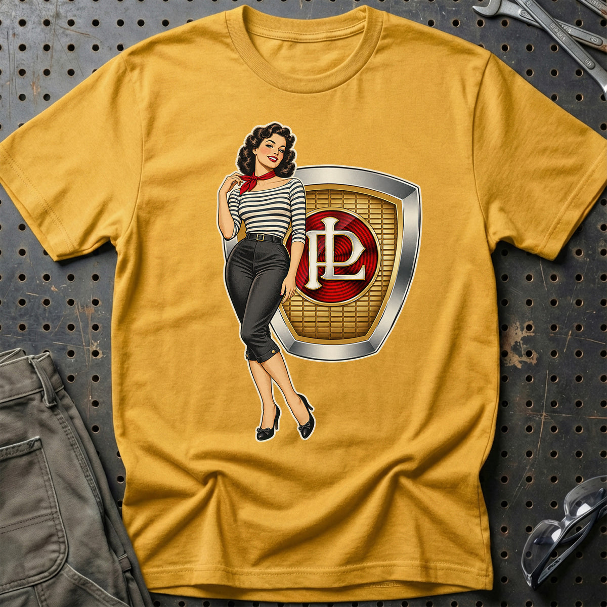 Panhard Retro Pinup T-Shirt – Guld