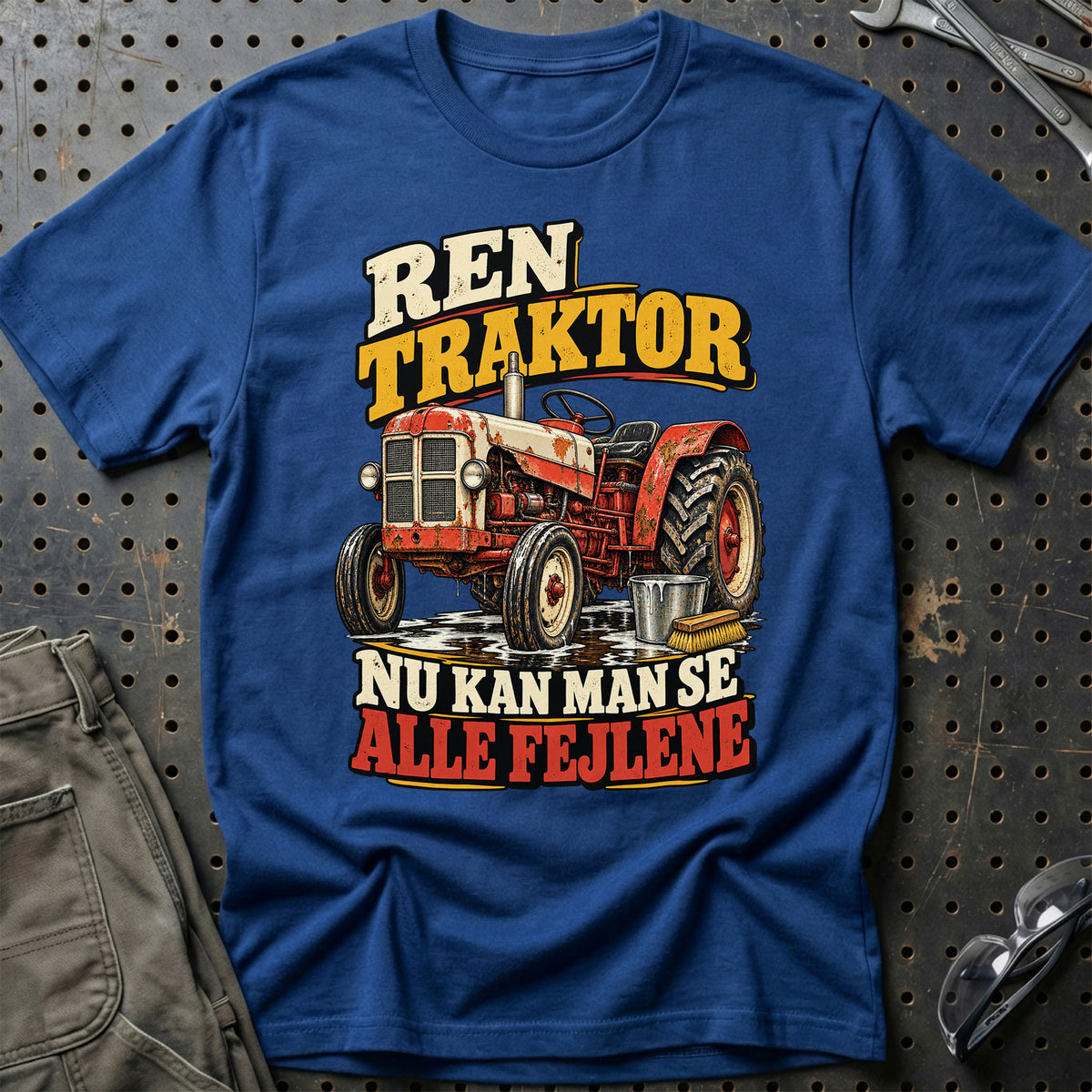 
Ren traktor nu kan man se alle fejlene – Illustration – Unisex T-Shirt – Blå Royal