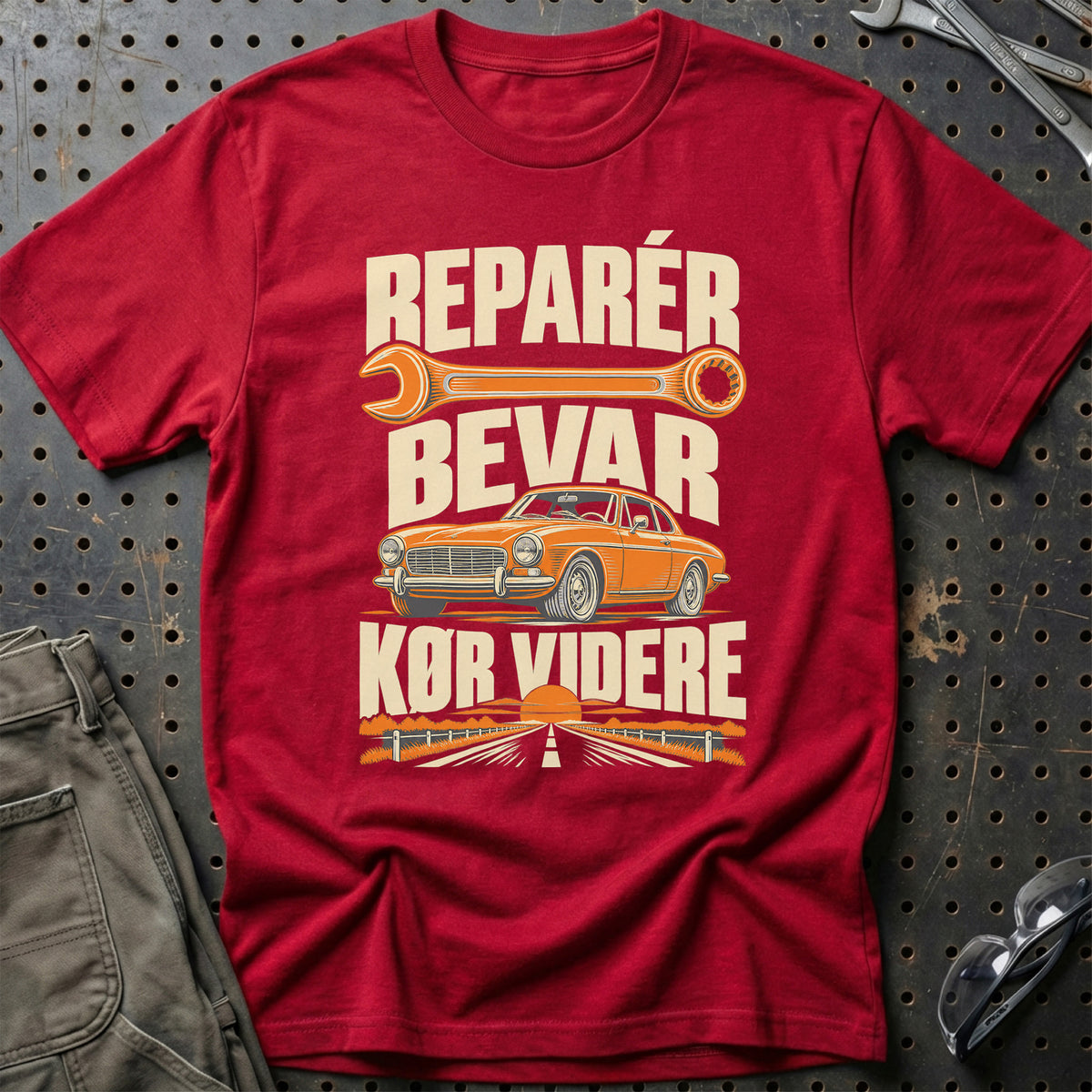 
Reparér – Bevar – Kør videre – Unisex T-Shirt – Rød